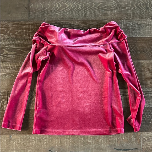 Soft Surroundings Velvet Off-Shoulder Top - Picture 6 of 6
